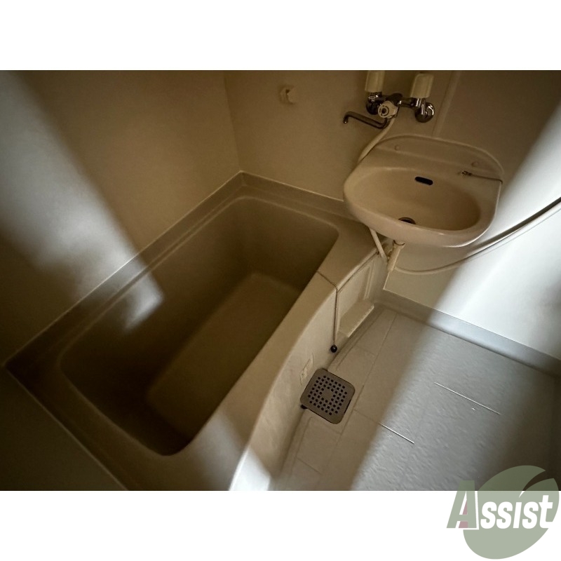 バス・シャワールーム　疲れた一日はお風呂にゆっくり浸かりたいものですよね。