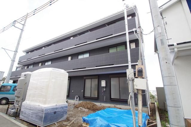 建物外観　★人気の築浅物件です★