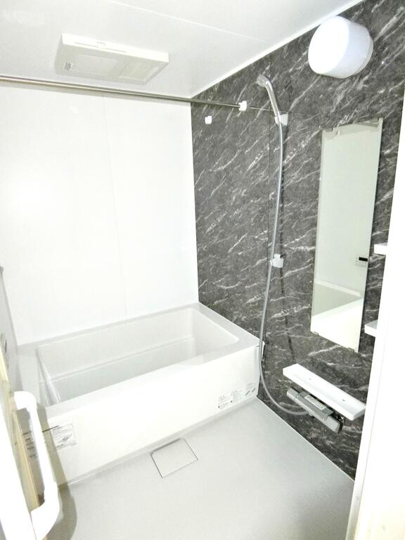 バス・シャワールーム　同型物件の写真です。