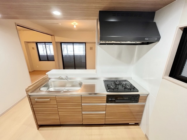 キッチン　※モデルルーム写真