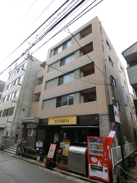 建物外観　外観は落ち着いています