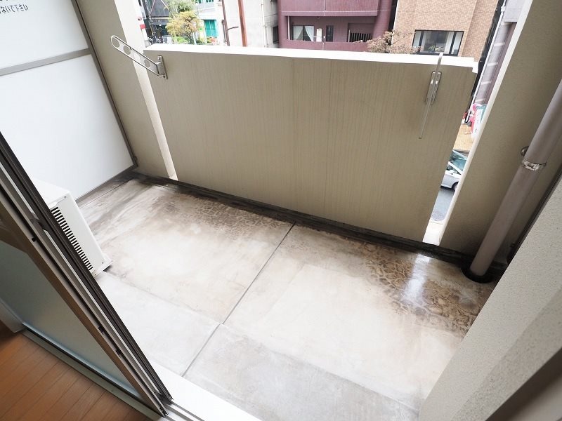 バルコニー　同物件別部屋イメージ