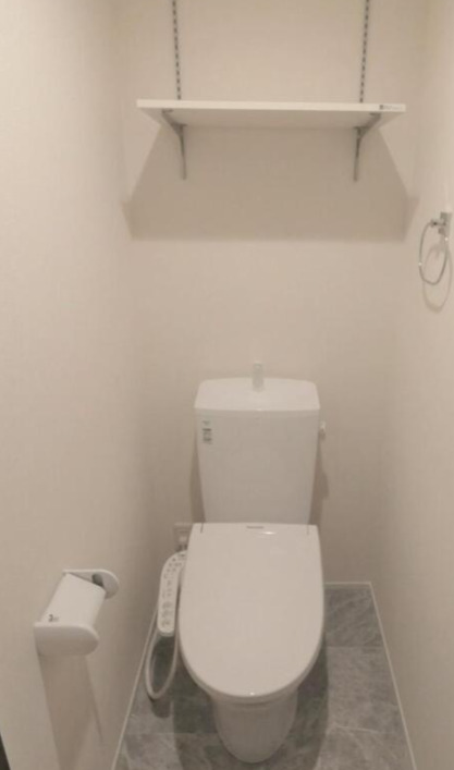 トイレ　ゆったりとした空間のトイレです