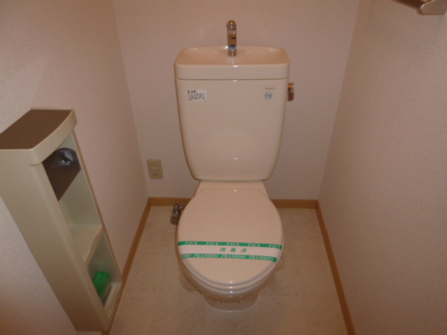 トイレ　シャワー付きトイレに変更