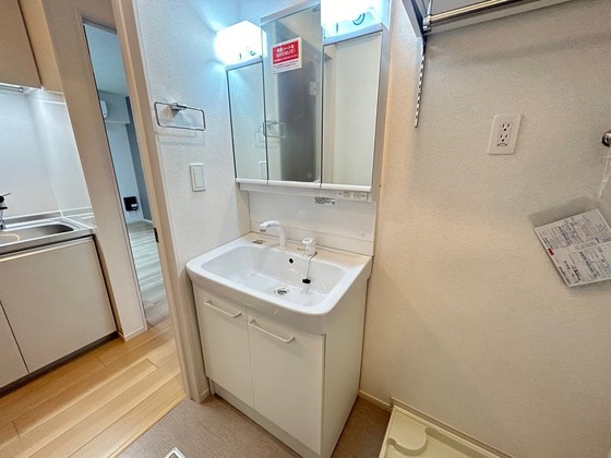 洗面設備　※別部屋の写真です