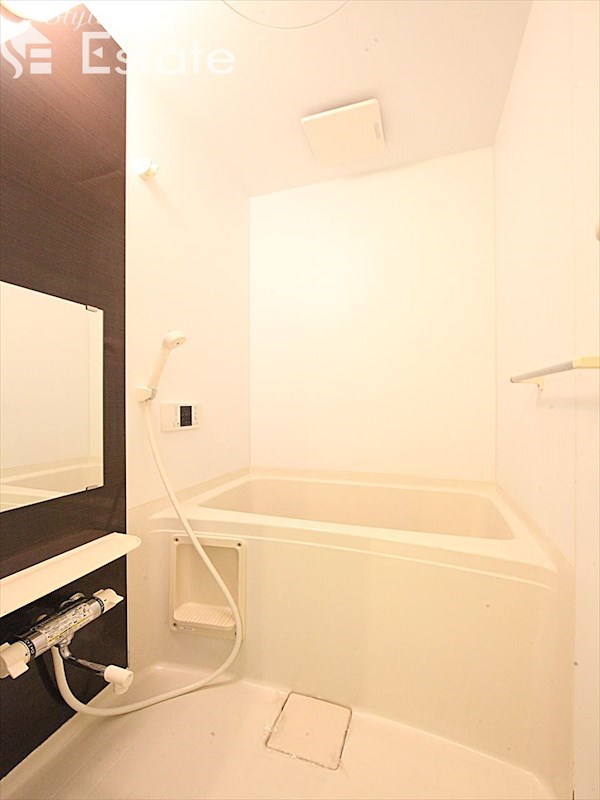 バス・シャワールーム　バスルーム