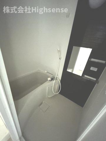 バス・シャワールーム　ゆったり過ごせるお風呂です