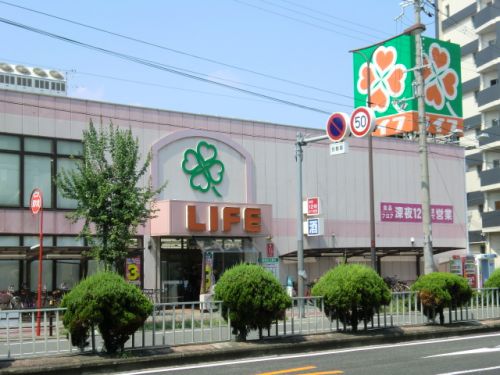 スーパー　ライフ十三東店（スーパー）まで891m