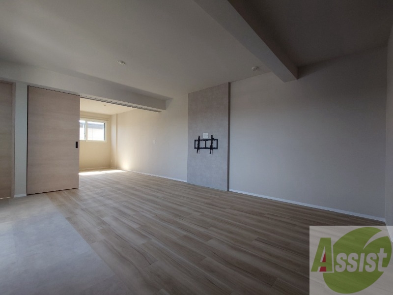 居室・リビング　広くてキレイなお部屋が広がっていて、充実した生活が送れそう。