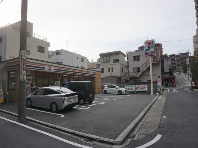 コンビニ　セブンイレブン（コンビニ）まで350m