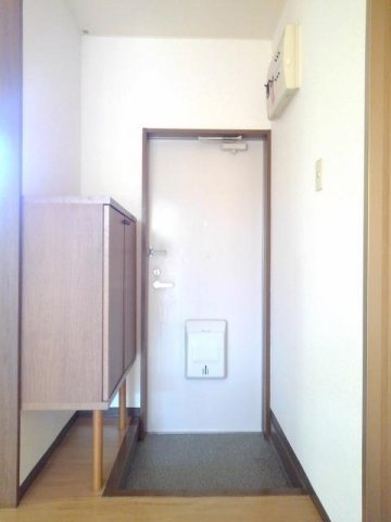 玄関　落ち着いた玄関です
