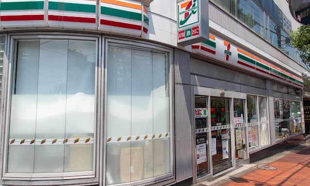 コンビニ　セブンイレブン大森駅西口店（コンビニ）まで115m