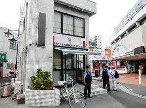 警察署・交番　西新井駅前交番（警察署・交番）まで560m