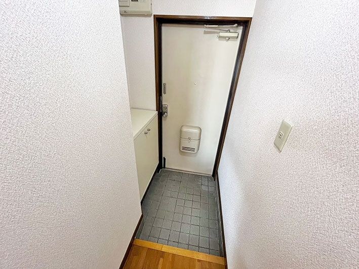 玄関　現況優先