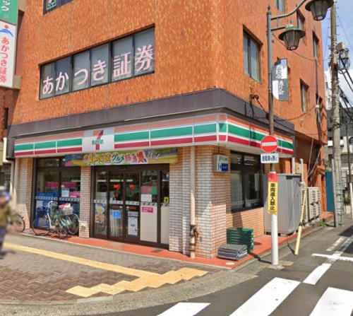 コンビニ　セブンイレブン（コンビニ）まで490m