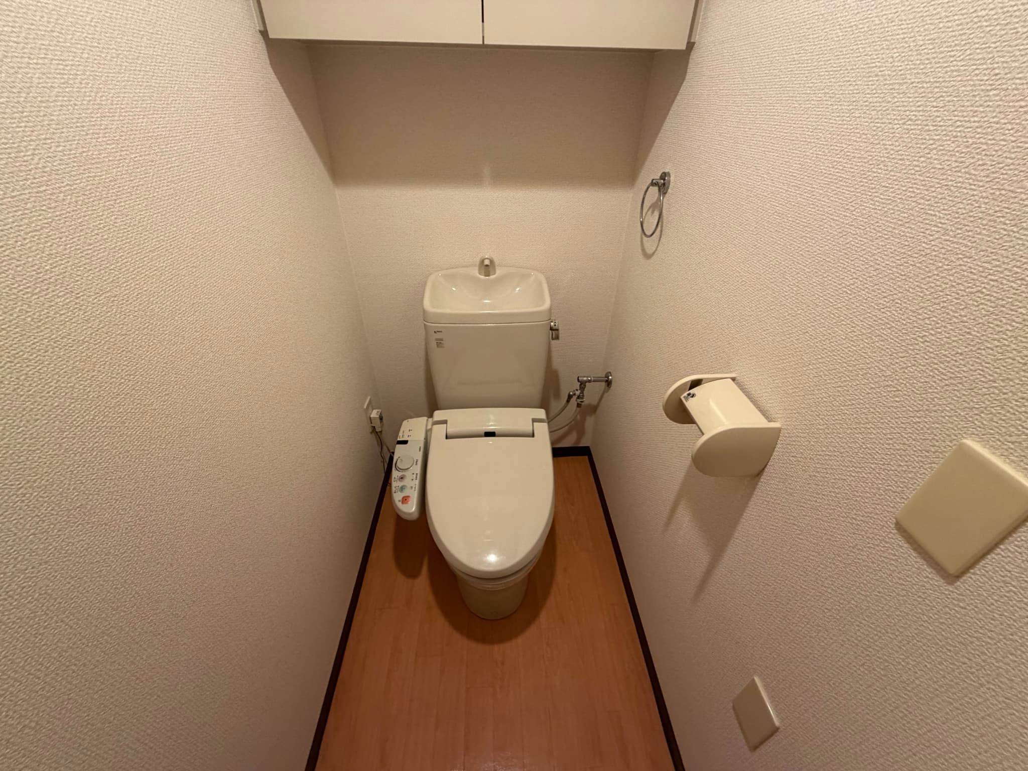 トイレ　ウォシュレット