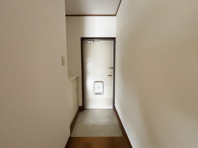 玄関　別室参考写真です。