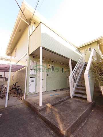 建物外観　リライフ下北沢店