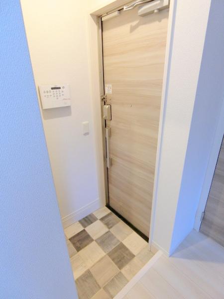 玄関　写真は別のお部屋のイメージです　現況優先