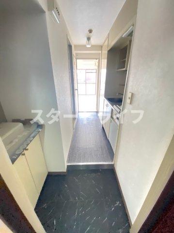 阪急京都線 淡路駅 徒歩5分 8階建 築34年の玄関写真