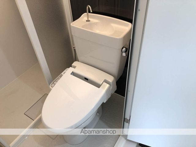 西武新宿線 新井薬師前駅 徒歩5分 3階建 築9年のトイレ写真