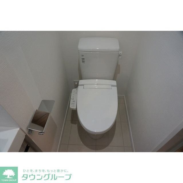 東急池上線 戸越銀座駅 徒歩5分 7階建 築10年のトイレ写真