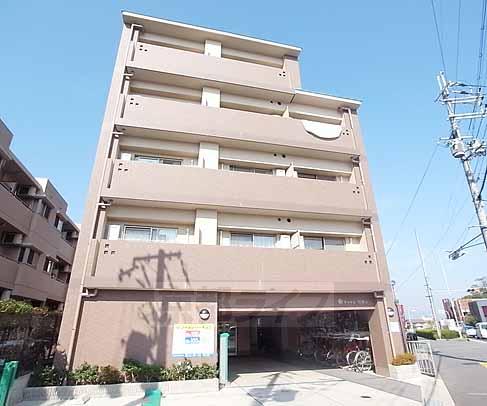 シャルレ10番館の外観写真