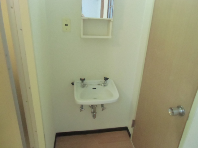 洗面設備　独立洗面所を完備です☆