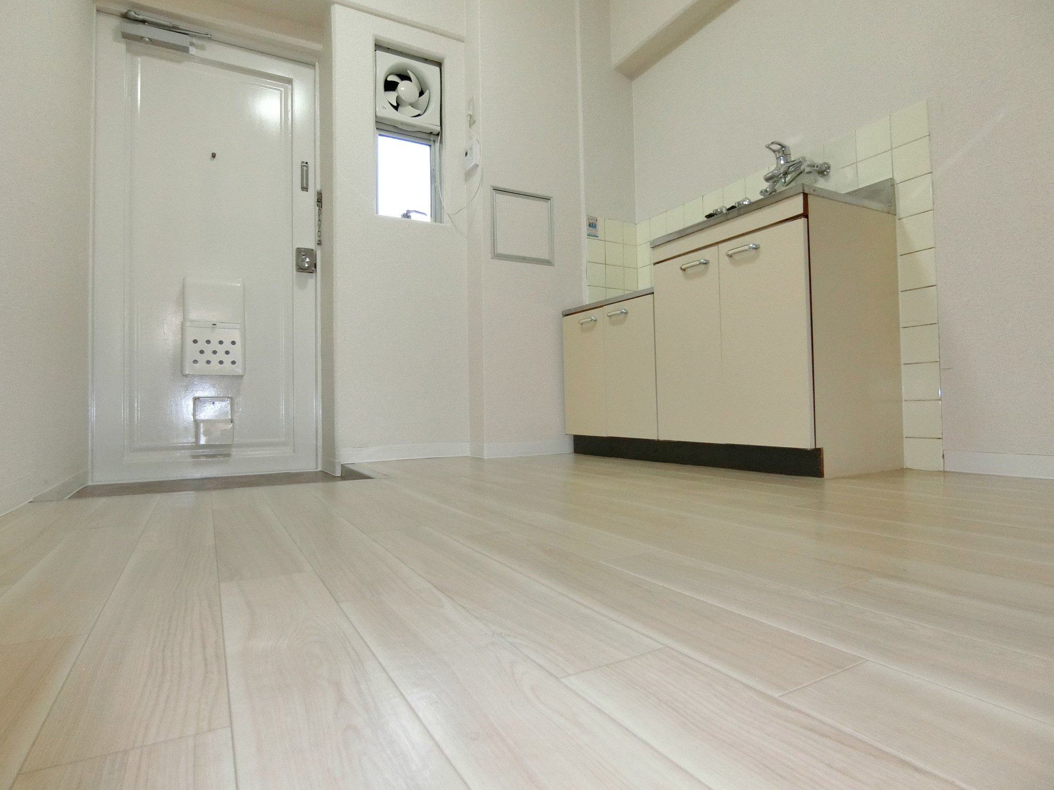 居室・リビング　ダイニングキッチンです☆