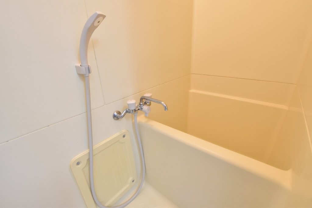 バス・シャワールーム　冬でも暖かユニットバス