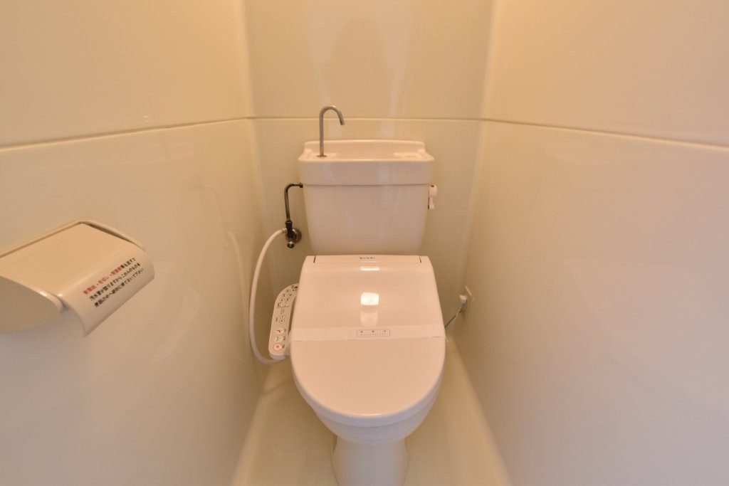 トイレ　温水洗浄便座設置
