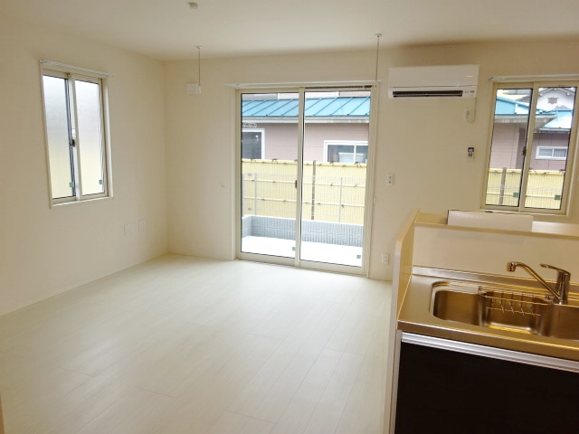 居室・リビング　室内物干し付