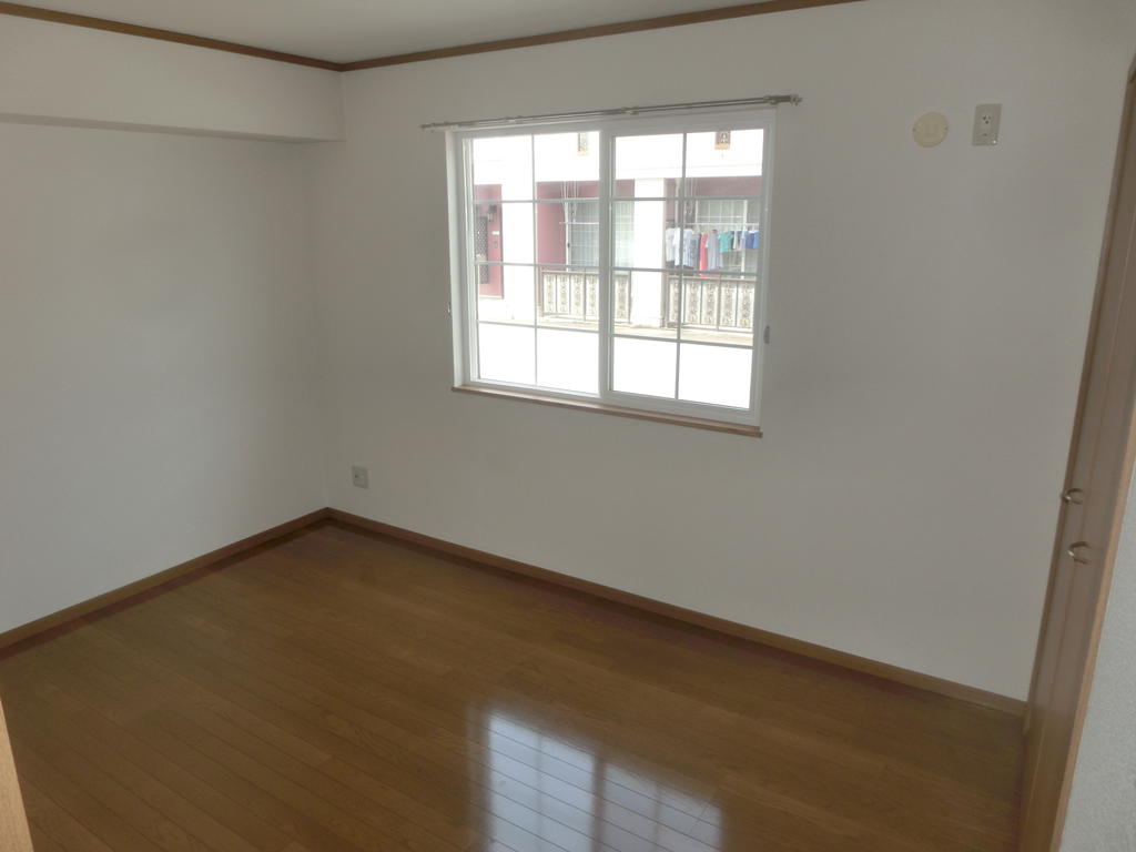 その他　北側洋室6帖