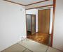 居室・リビング　素足でくつろげる畳のお部屋
