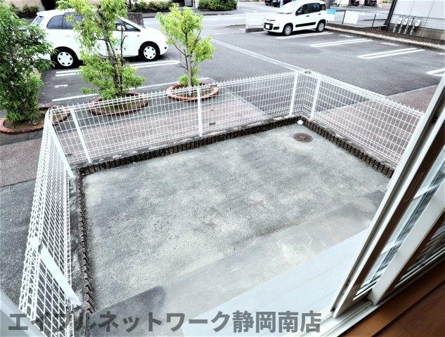 庭　テラス