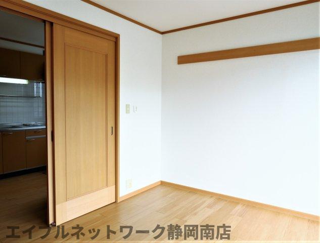 その他部屋・スペース　明るい色調の室内です