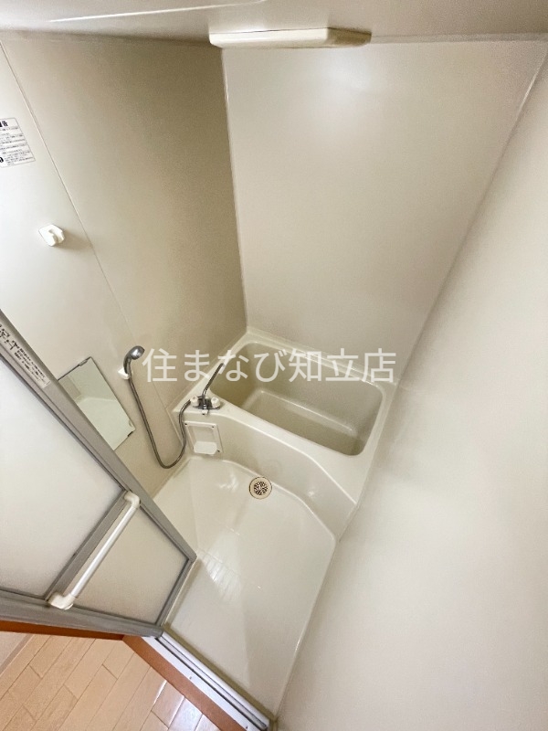 バス・シャワールーム　同型別部屋写真