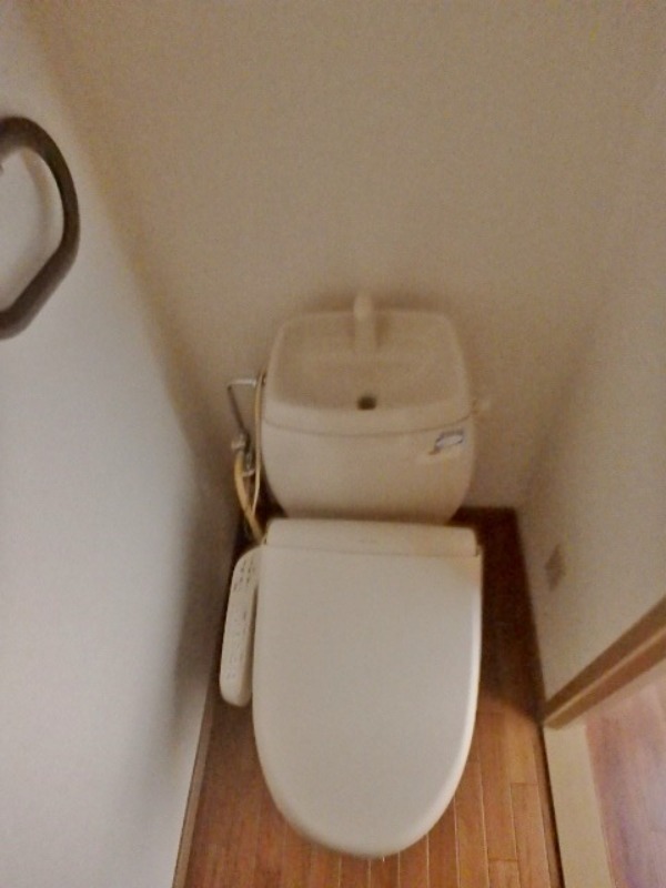 トイレ　図面と現状に相違がある場合には現状を優先