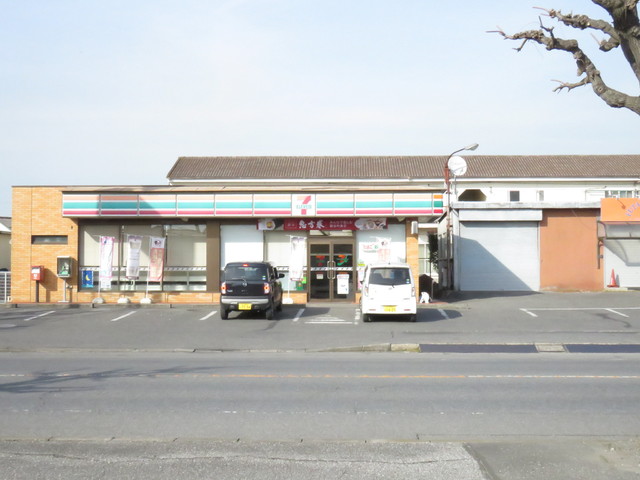 コンビニ　セブンイレブン君津中富店（コンビニ）まで700m