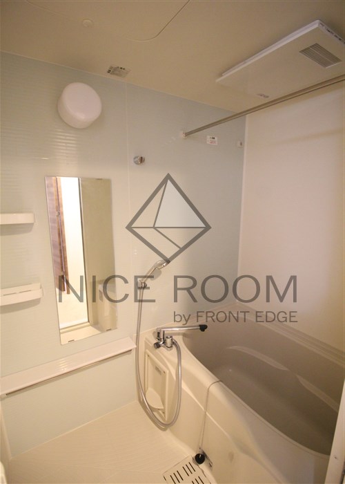 バス・シャワールーム　ラ・フォルム天満橋EAST　風呂