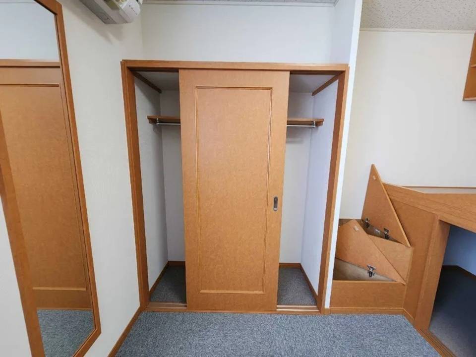 収納　クローゼット