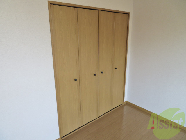 収納　クローゼットがありました。お洋服や荷物はここへ