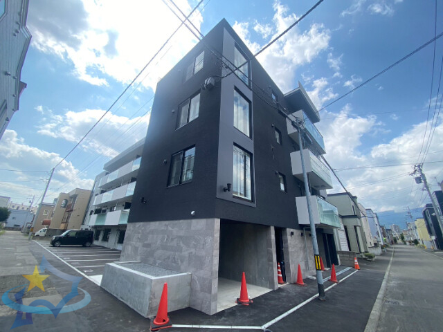 札幌市西区発寒一条のマンションの建物外観