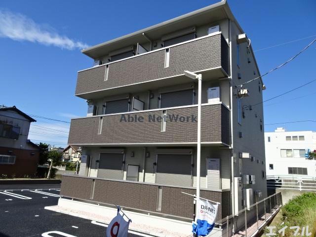 木更津市新田のアパートの建物外観