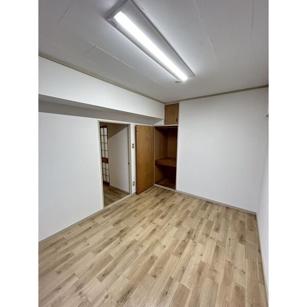 居室・リビング　写真は類似です。