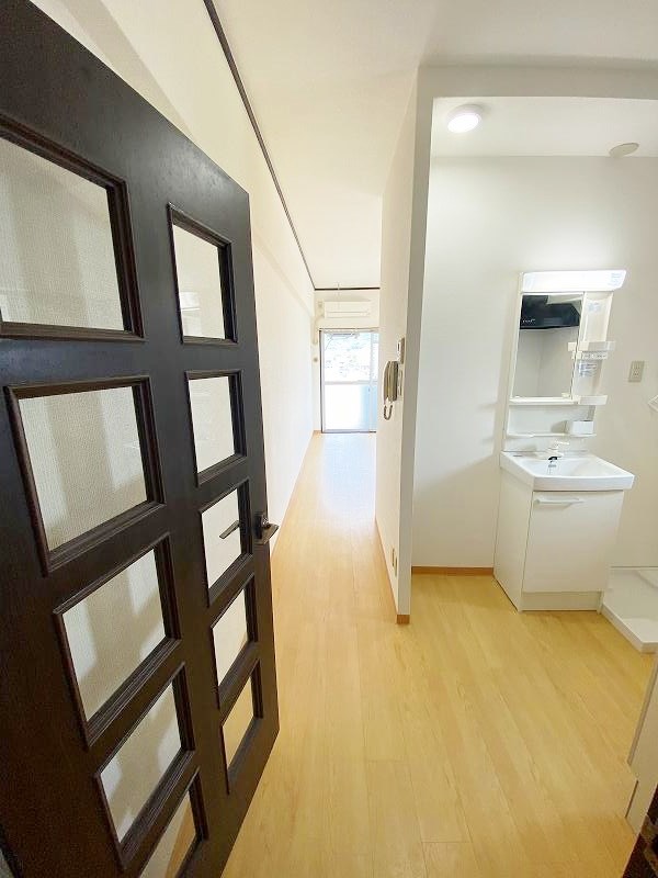 居室・リビング　★洋室9.2帖★(クロス現況優先)