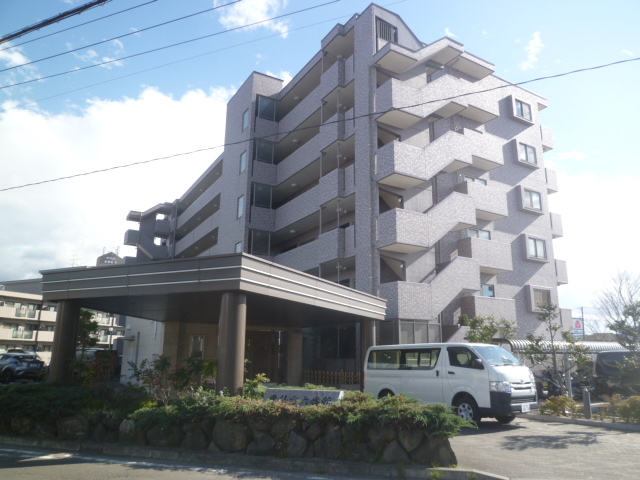 東仙台六番館の建物外観