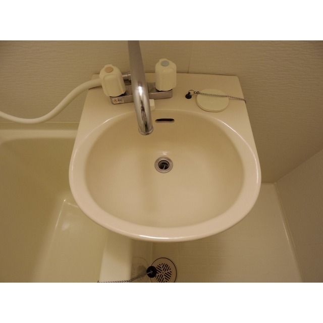 洗面設備　バス洗面一体型