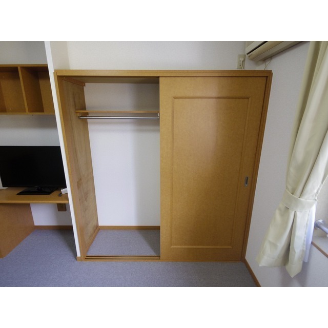 収納　クローゼット