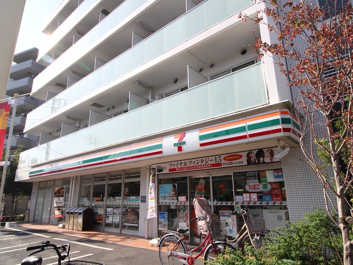 コンビニ　セブンイレブン板橋東新町1丁目店（コンビニ）まで320m